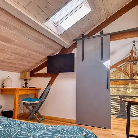 Holiday home Maison Confortable A Avec Jardin Et Terrasse